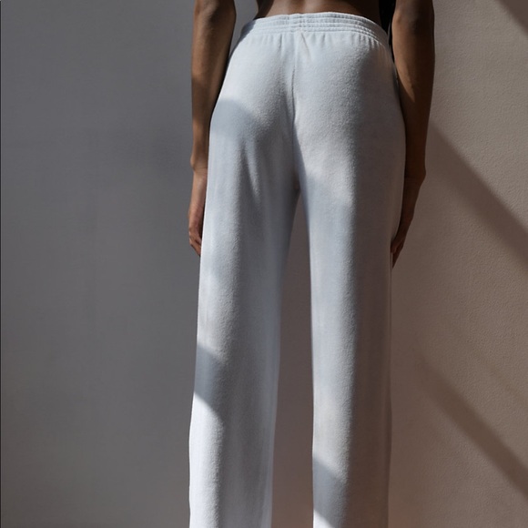 Aritizia TNA Ashland Pants Medium - Picture 3 of 9